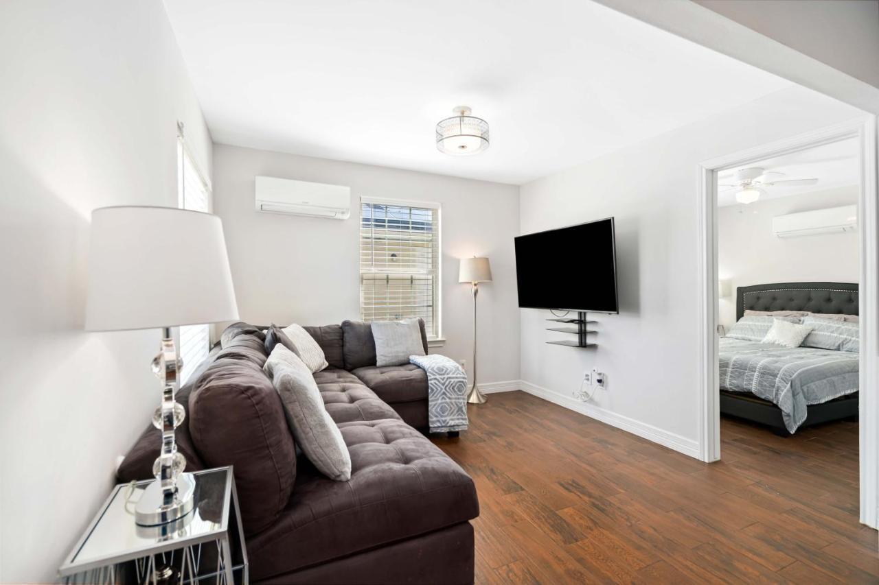 Stunning & Vibrant Apt 7 Min From Tx Med Center Houston Ngoại thất bức ảnh